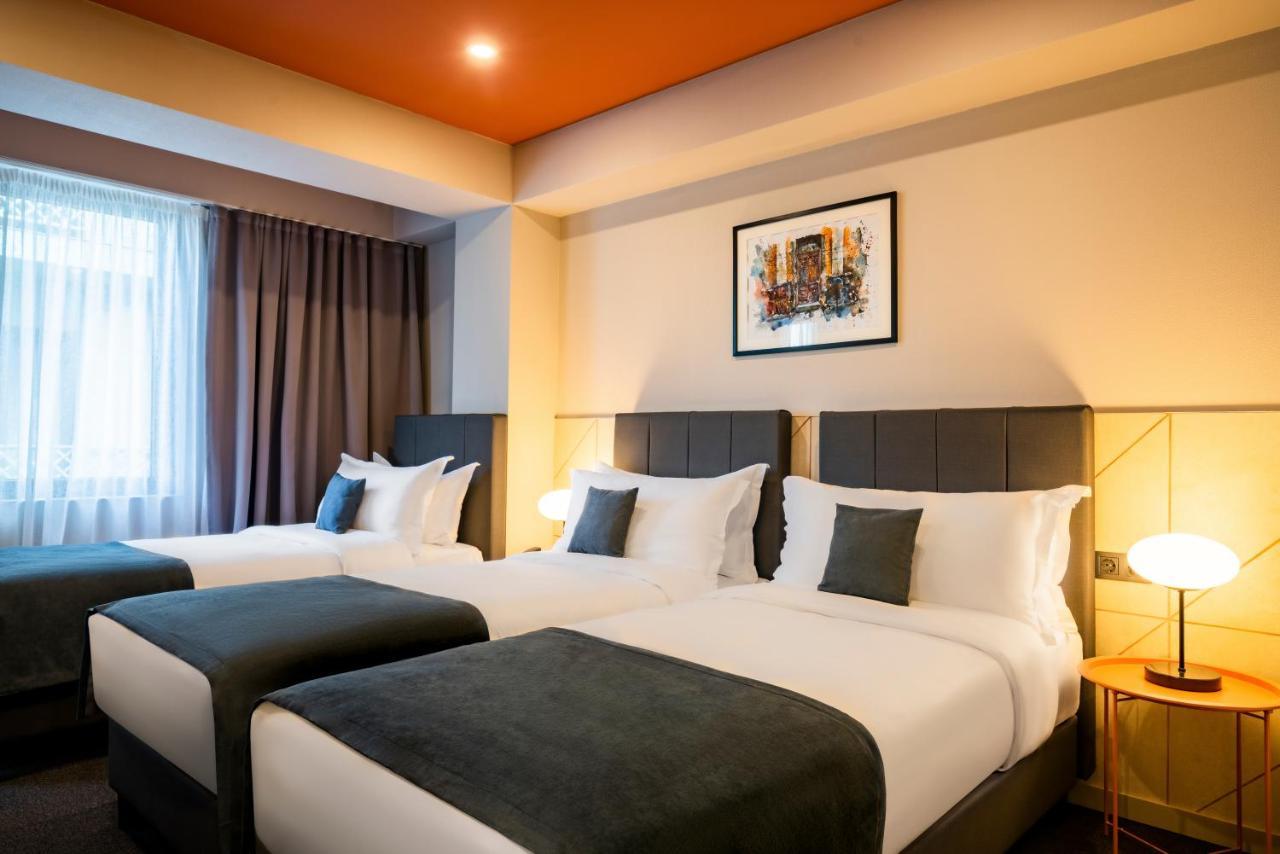 Reikartz King Tamar Tbilisi Hotel ภายนอก รูปภาพ