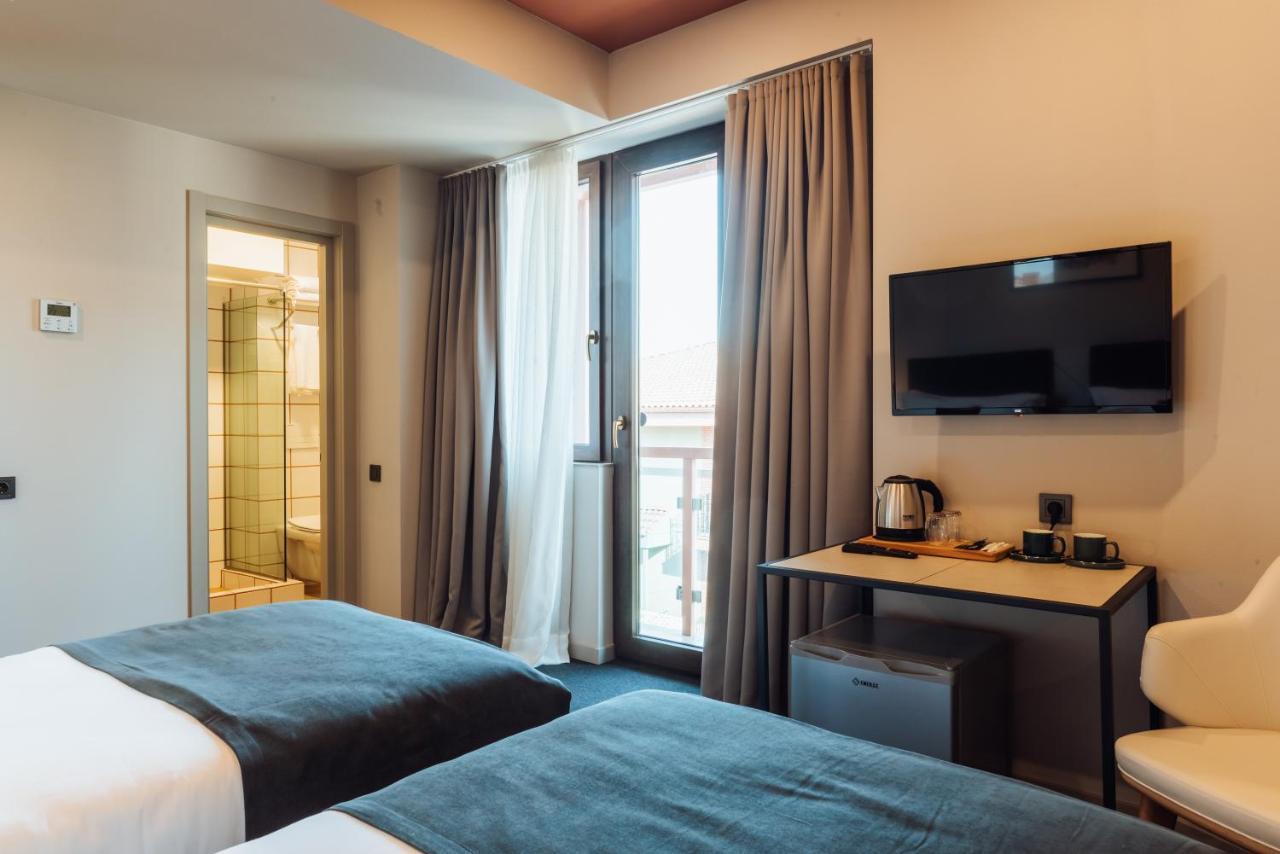 Reikartz King Tamar Tbilisi Hotel ภายนอก รูปภาพ