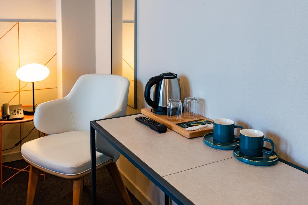 Reikartz King Tamar Tbilisi Hotel ภายนอก รูปภาพ